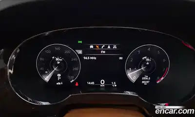 Bentley Bentayga 2021 4.0 гидро в Москве № 256692, миниатюра 8