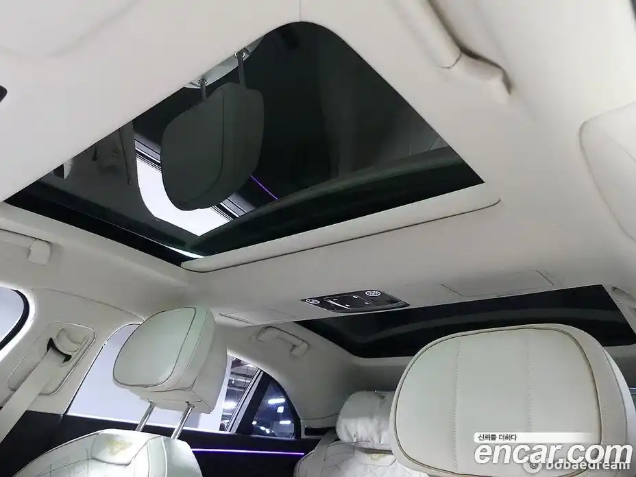 Bentley Flying Spur 2024 4.0 гидро в Москве № 256695, фото 13