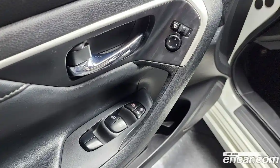 Nissan Altima 2016 2.5 гидро в Москве № 284917, фото 18