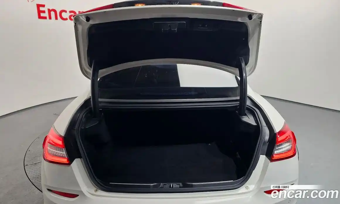 Maserati Quattroporte 2015 3.0 гидро в Москве № 304554, фото 20