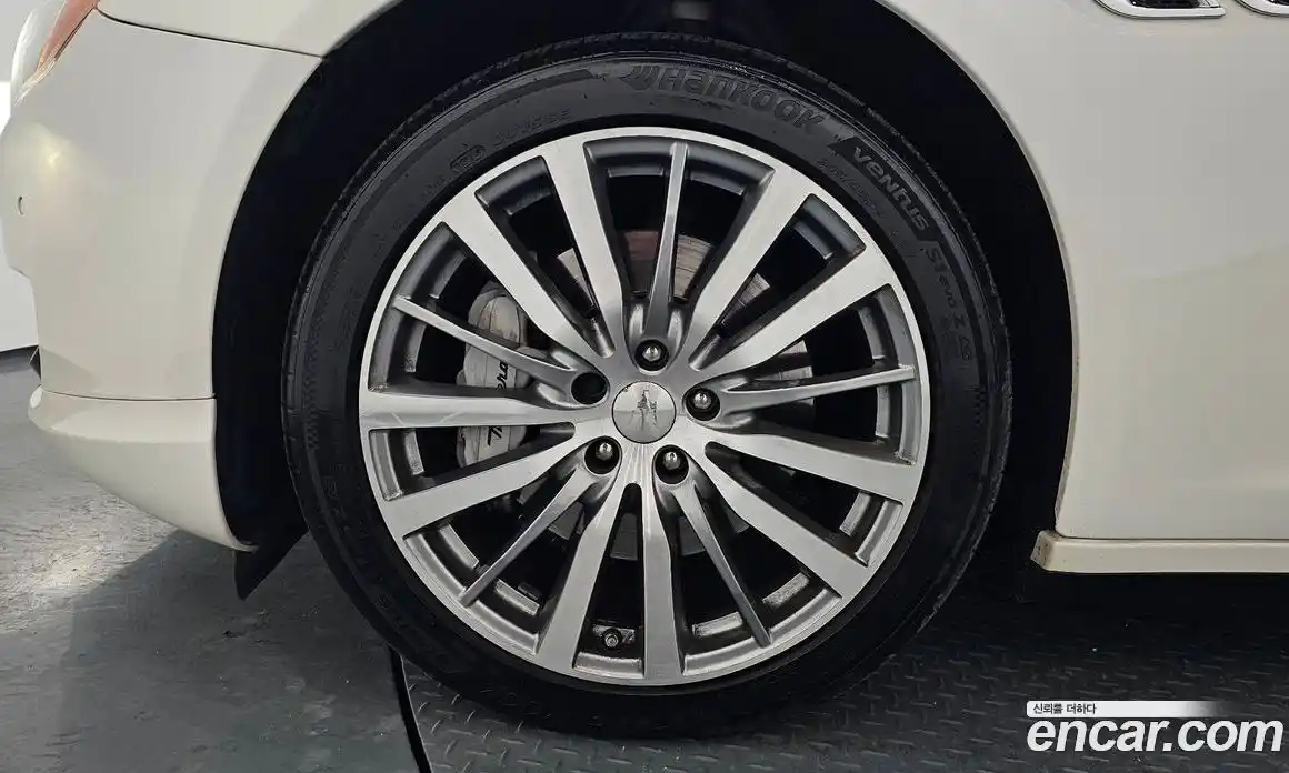 Maserati Quattroporte 2015 3.0 гидро в Москве № 304554, фото 5