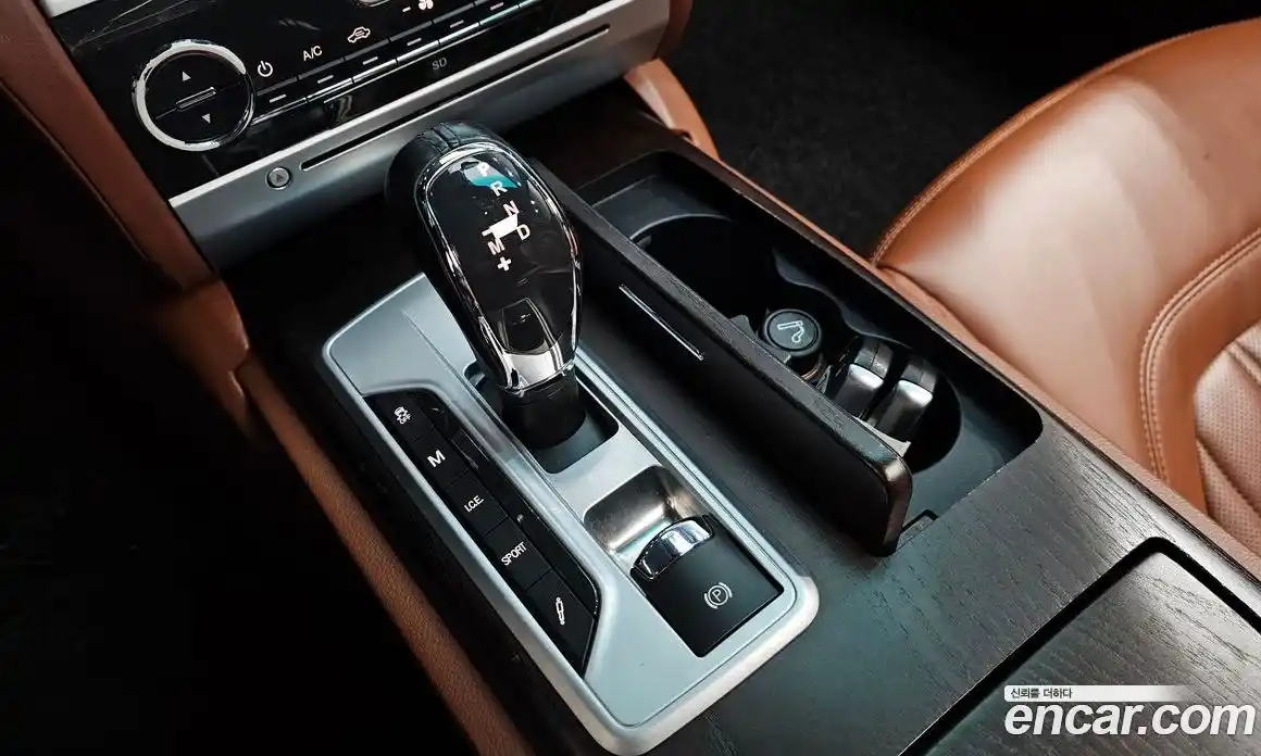 Maserati Quattroporte 2015 3.0 гидро в Москве № 304554, фото 9