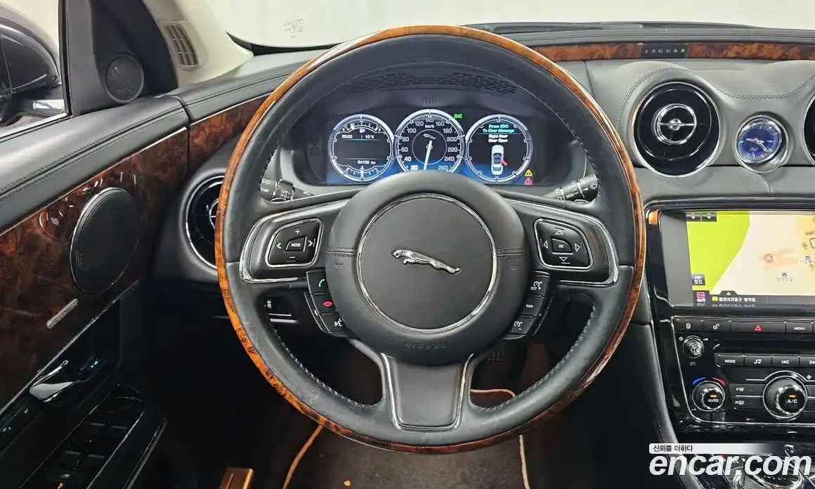 Jaguar XJ 2011 5.0 гидро в Москве № 304992, фото 13
