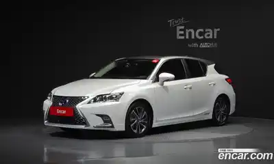 Lexus CT200h, 2017