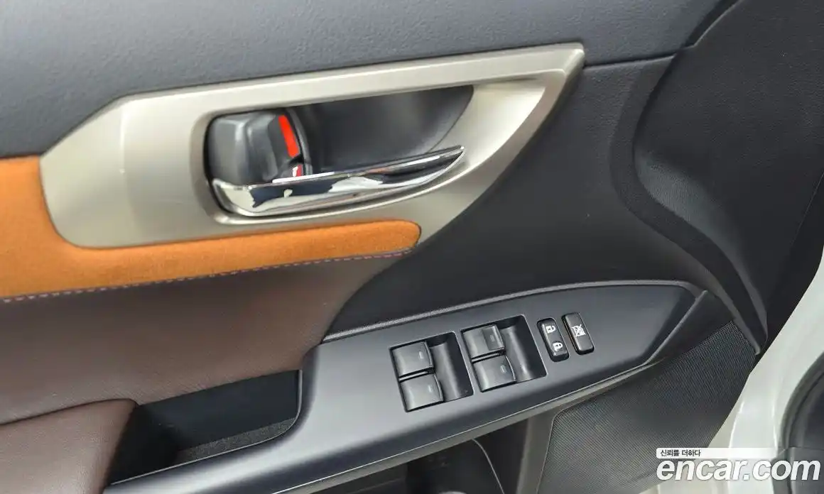 Lexus CT200h 2017 1.8 гидро в Москве № 329613, фото 17