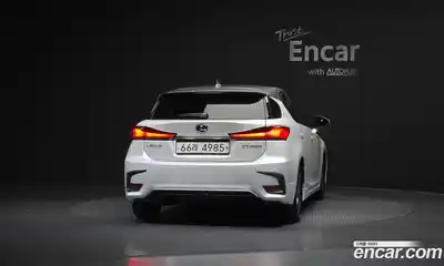 Lexus CT200h 2017 1.8 гидро в Москве № 329613, миниатюра 4