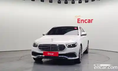 Mercedes-Benz E-Class 2021 3.0 гидро в Москве № 342613, миниатюра 3
