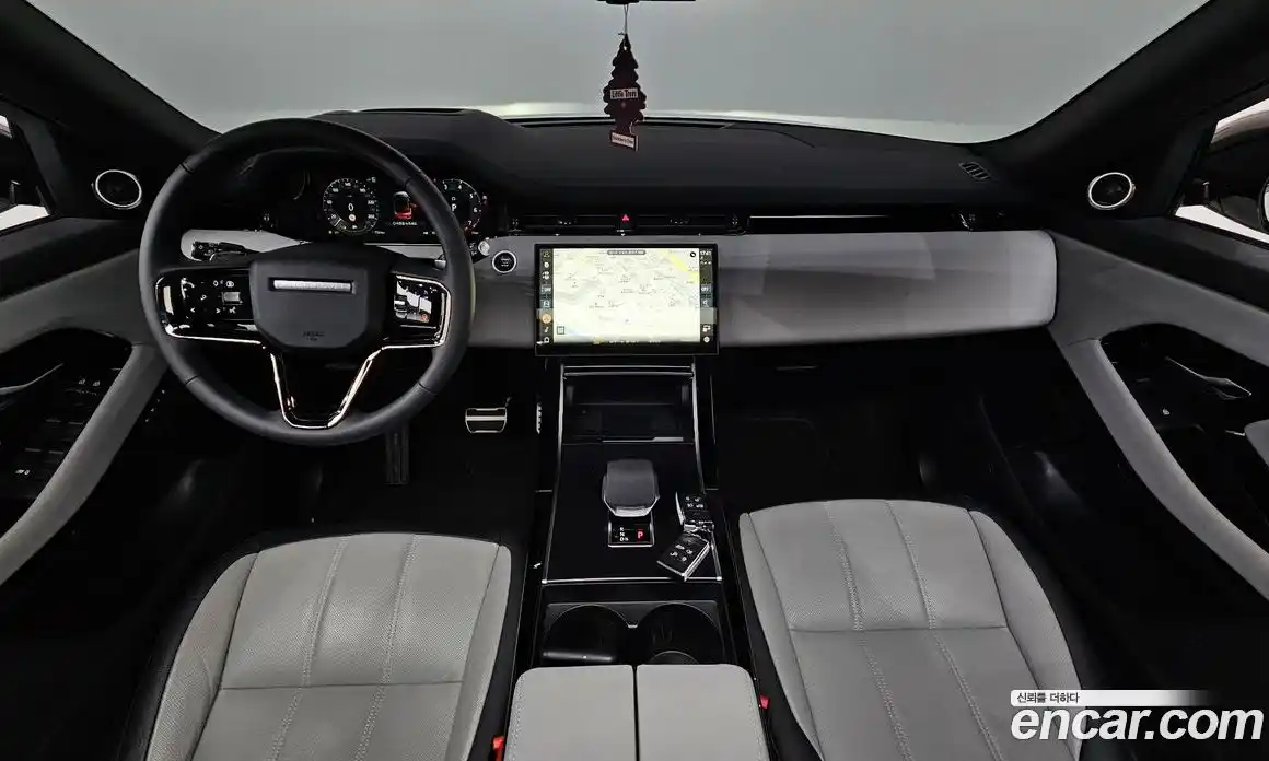 Land Rover Range-Rover Evoque 2025 2.0 гидро в Москве № 374657, фото 6