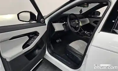 Land Rover Range-Rover Evoque 2025 2.0 гидро в Москве № 374657, миниатюра 9