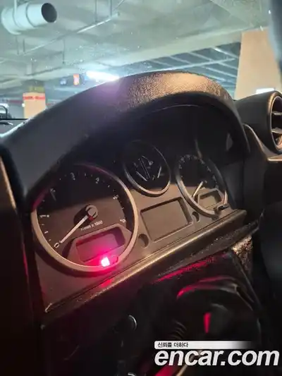 Land Rover Defender 2010 2.2 механика в Москве № 416642, миниатюра 7
