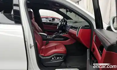 Porsche Cayenne 2019 3.0 гидро в Москве № 430762, миниатюра 11