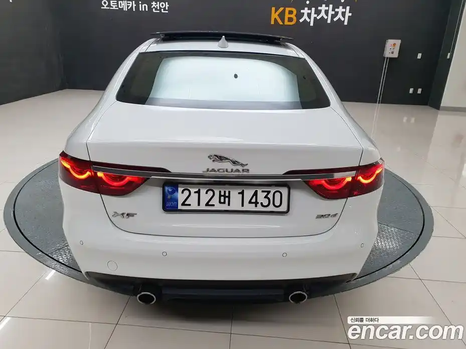 Jaguar XF 2017 3.0 гидро в Москве № 474227, фото 4