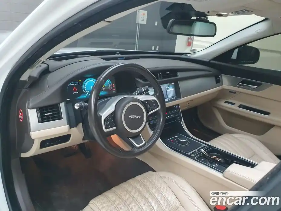 Jaguar XF 2017 3.0 гидро в Москве № 474227, фото 7