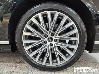 Audi A8 2023 3.0 гидро в Москве № 497243, миниатюра 5