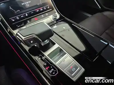 Audi A8 2023 3.0 гидро в Москве № 497243, миниатюра 9