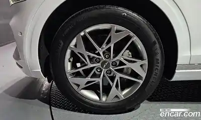 Genesis GV70 2022 2.5 гидро в Москве № 58634, миниатюра 5