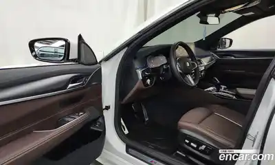 BMW 6-Series 2023 2.0 гидро в Москве № 748645, миниатюра 9