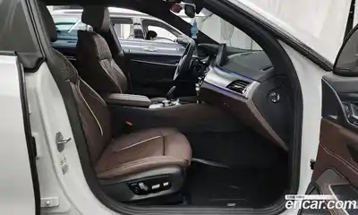 BMW 6-Series 2023 2.0 гидро в Москве № 748645, миниатюра 10