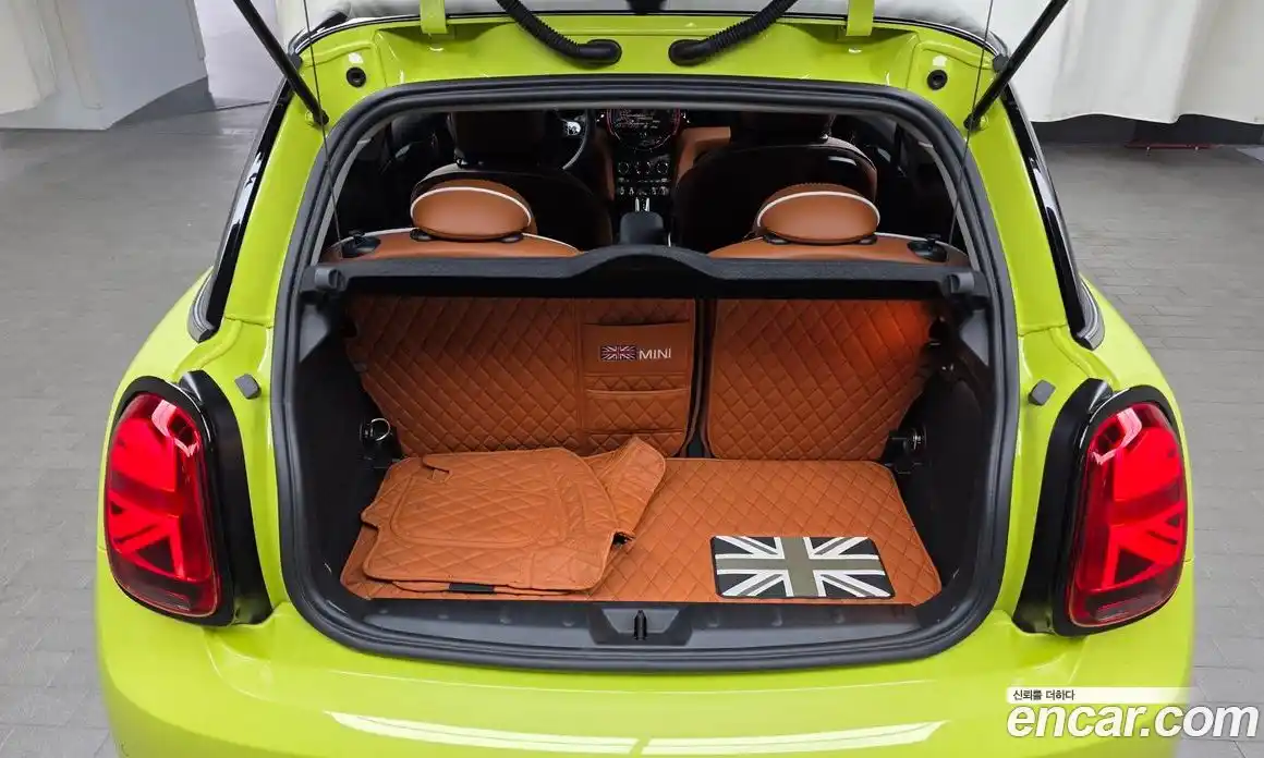 Mini Cooper 2024 2.0 гидро в Москве, фото 20