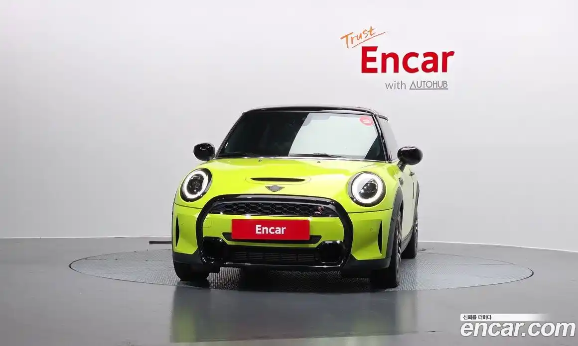 Mini Cooper 2024 2.0 гидро в Москве, фото 3