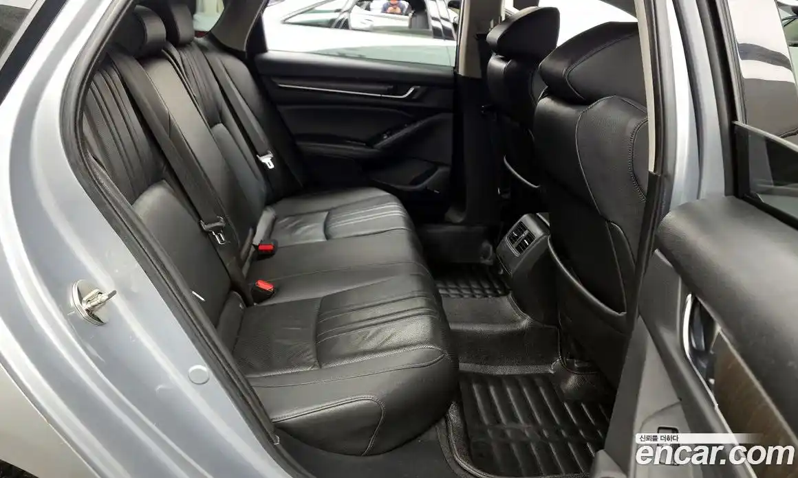Honda Accord 2019 1.5 гидро в Москве № 826754, фото 11