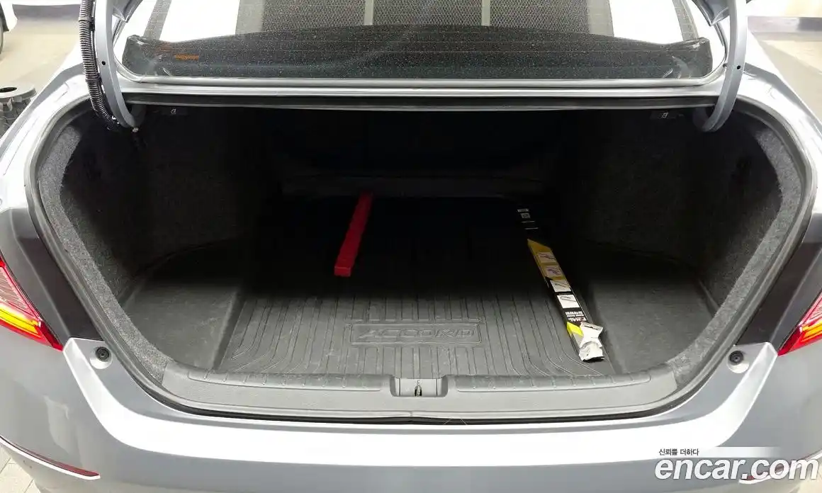 Honda Accord 2019 1.5 гидро в Москве № 826754, фото 19
