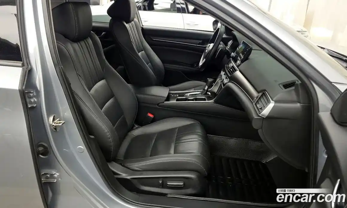 Honda Accord 2019 1.5 гидро в Москве № 826754, фото 10