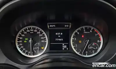 Infiniti Q30 2017 2.0 гидро в Москве № 897319, миниатюра 8