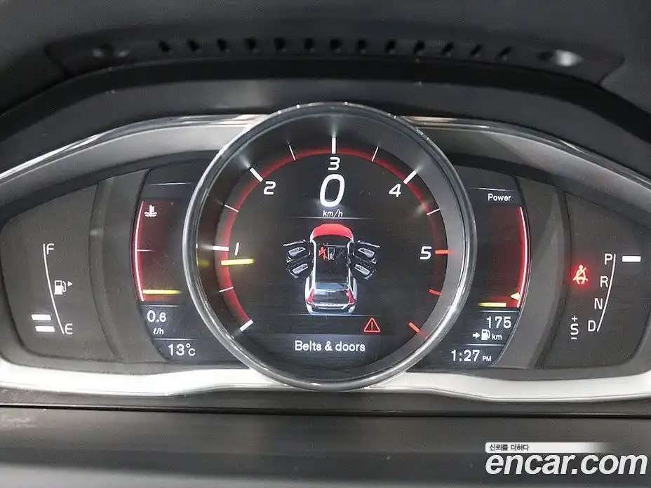 Volvo XC70 2016 2.0 гидро в Москве № 967836, фото 6