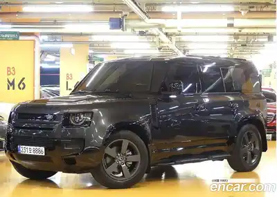 Land Rover Defender, 2025
