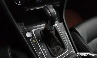 Volkswagen Golf 2016 2.0 гидро в Москве № 976131, миниатюра 9