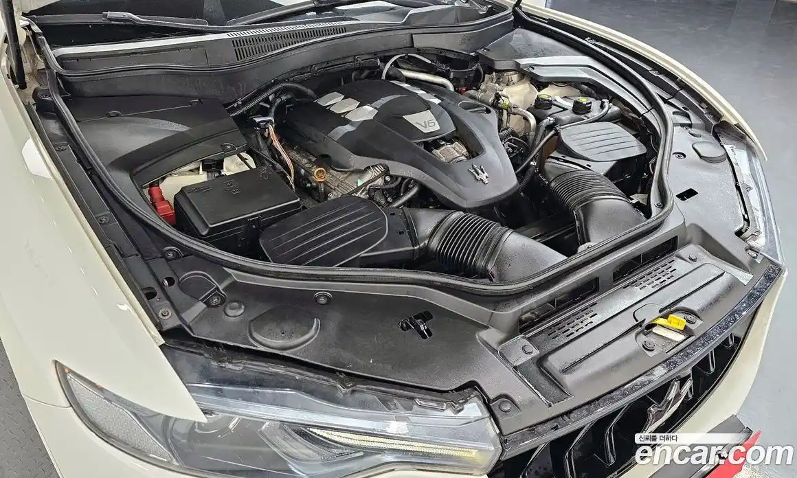 Maserati Levante 2017 3.0 гидро в Москве № 976441, фото 6