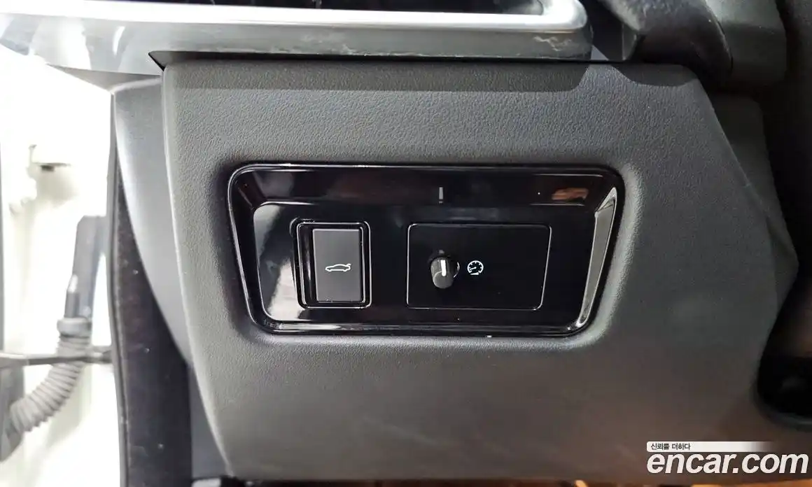 Jaguar XE 2015 2.0 гидро в Москве № 976502, фото 14