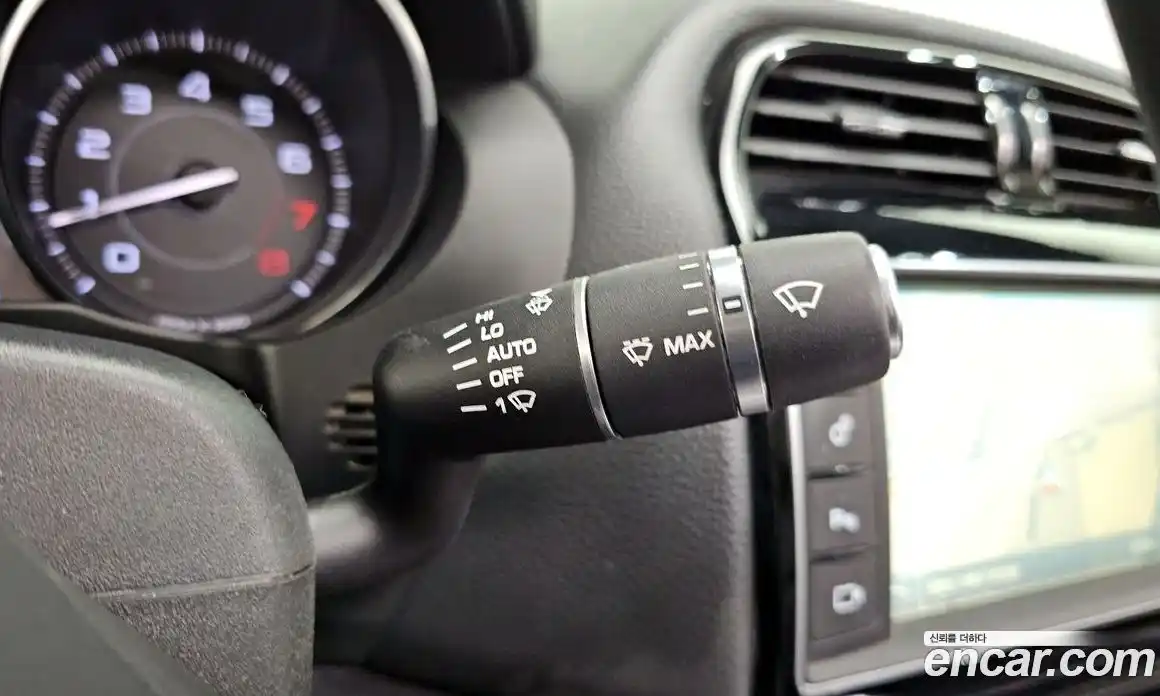 Jaguar XE 2015 2.0 гидро в Москве № 976502, фото 16
