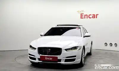 Jaguar XE 2015 2.0 гидро в Москве № 976502, миниатюра 3