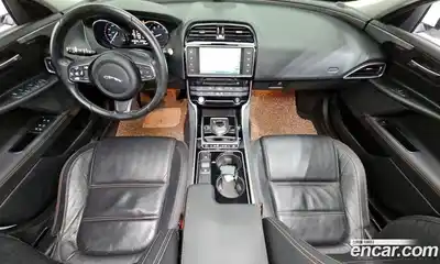 Jaguar XE 2015 2.0 гидро в Москве № 976502, миниатюра 7