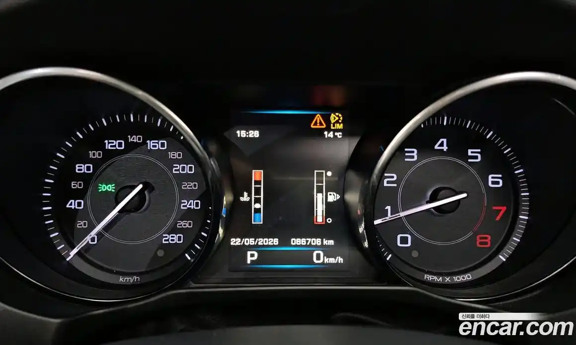 Jaguar XE 2015 2.0 гидро в Москве № 976502, фото 8
