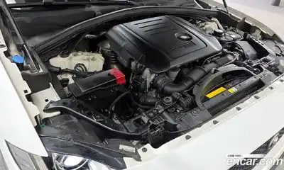 Jaguar F-Pace 2016 2.0 гидро в Москве № 976541, миниатюра 6