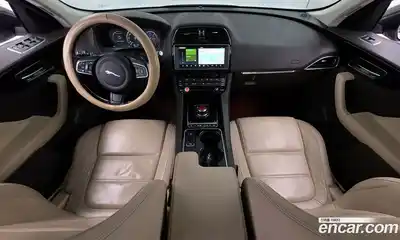 Jaguar F-Pace 2016 2.0 гидро в Москве № 976541, миниатюра 7