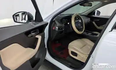 Jaguar F-Pace 2016 2.0 гидро в Москве № 976541, миниатюра 10