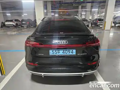 Audi e-tron 2022 0.2 гидро в Москве № 1008229, миниатюра 12