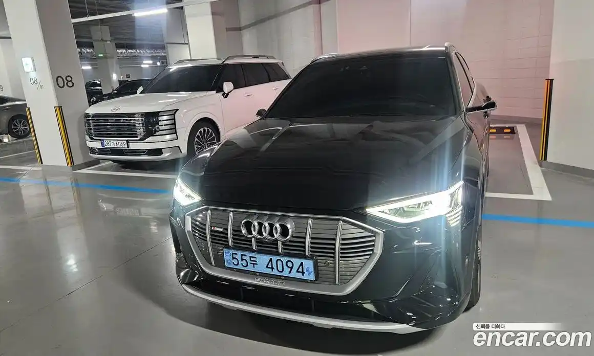 Audi e-tron 2022 0.2 гидро в Москве № 1008229, фото 16