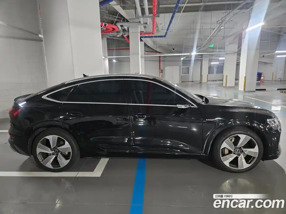 Audi e-tron 2022 0.2 гидро в Москве № 1008229, фото 20