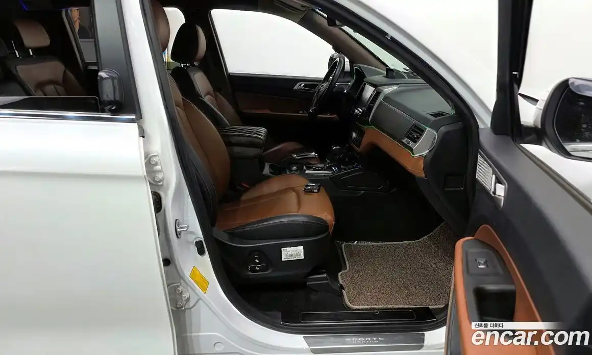 SsangYong Rexton 2019 2.2 Автомат в Москве № 1010382, фото 11