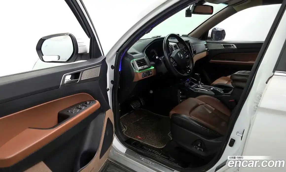 SsangYong Rexton 2019 2.2 Автомат в Москве № 1010382, фото 10