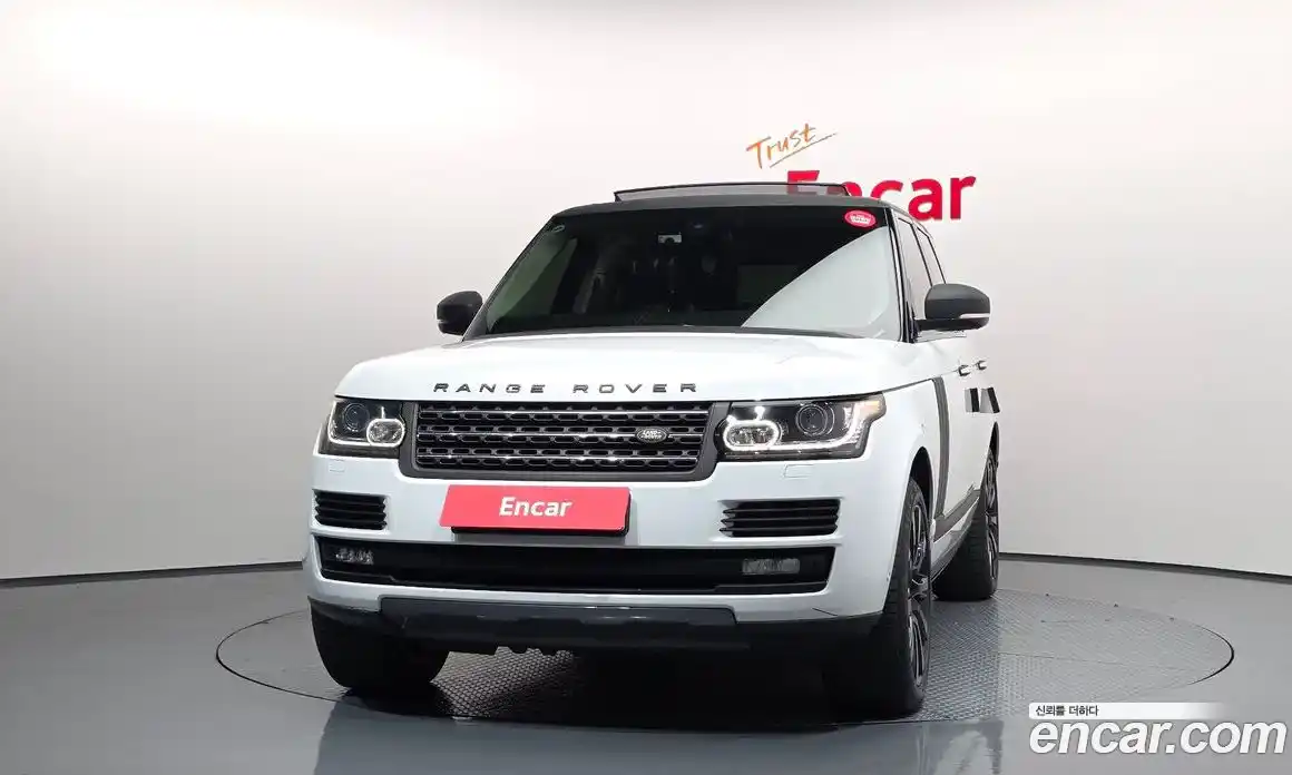Land Rover Range-Rover 2015 4.4 гидро в Москве № 1013527, фото 3