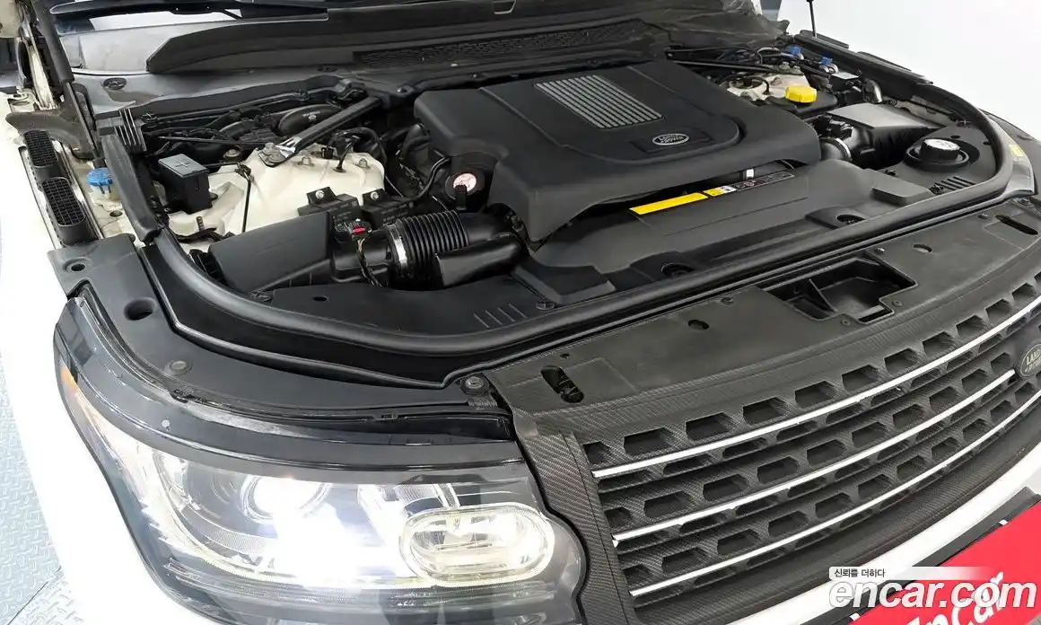 Land Rover Range-Rover 2015 4.4 гидро в Москве № 1013527, фото 6