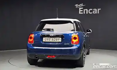 Mini Cooper 2017 1.5 гидро в Москве № 1014065, миниатюра 4