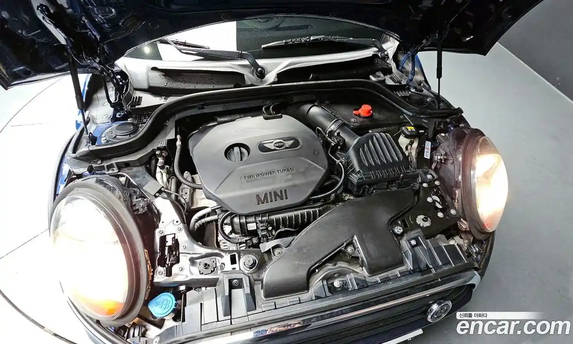 Mini Cooper 2017 1.5 гидро в Москве № 1014065, фото 6