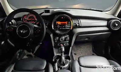 Mini Cooper 2017 1.5 гидро в Москве № 1014065, миниатюра 7